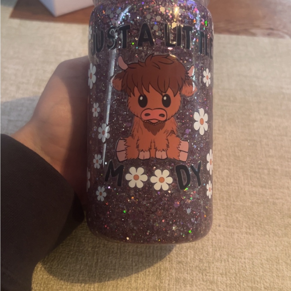 16 ounce Moody Cow snowglobe tumbler - Purple Glitter